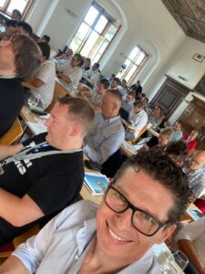 Digital Sales Summit: KI im Vertrieb - Tag 1